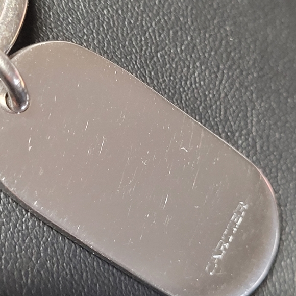 Cartier VIP Oval Key Chain - Picture 5 of 8